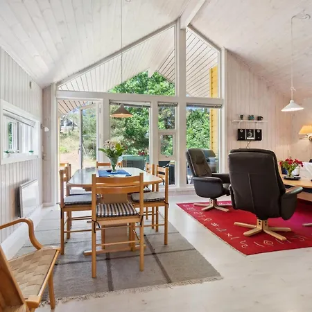 Anly - 250m From The Sea By Interhome * Neksø